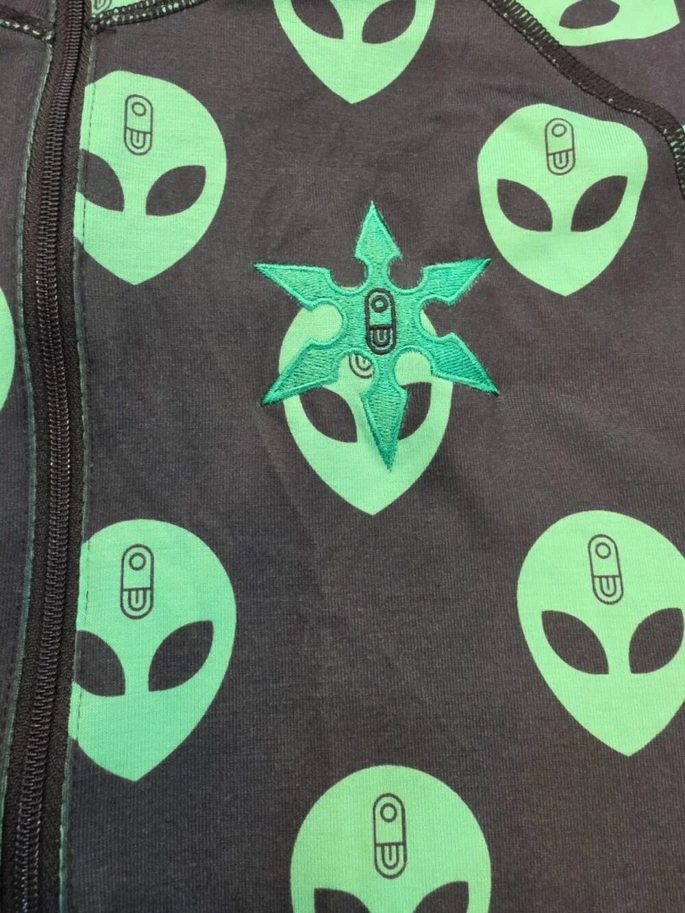 👽Airblaster Classic Ninja Suit Men’s Medium Alien Print One-Piece Base Layer 👽